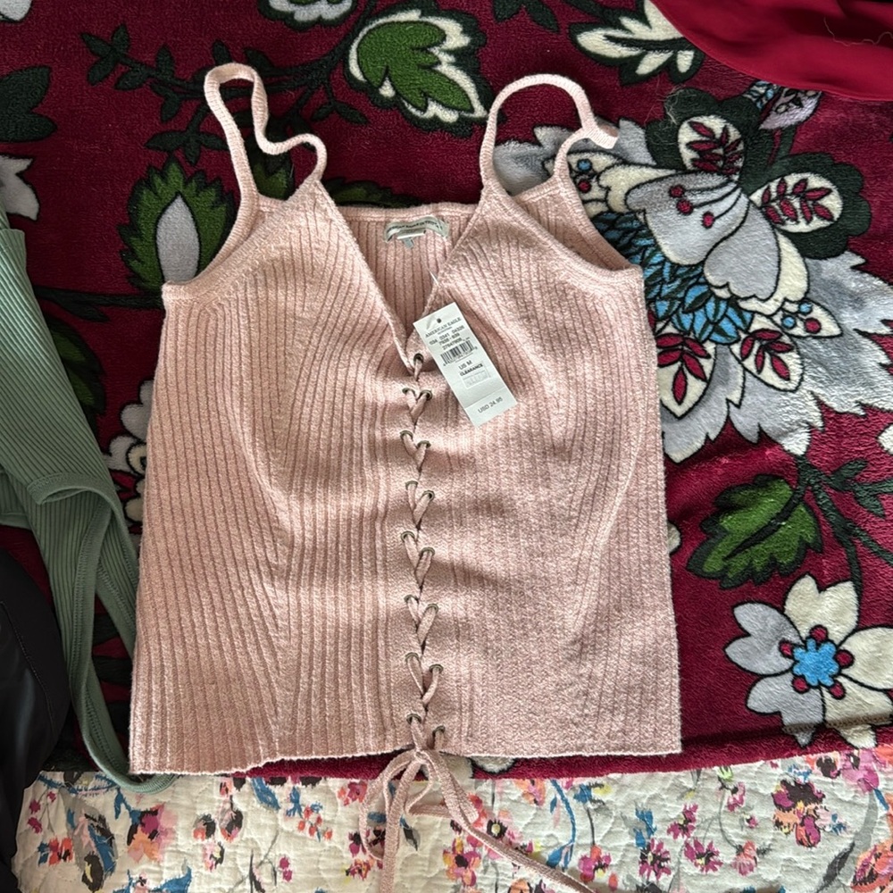 🆕 AE crop top